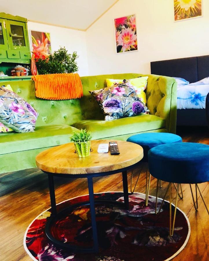 B &B Yuupke Maasbree Noord-Limburg Venlo Roermond Bed & Breakfast ภายนอก รูปภาพ