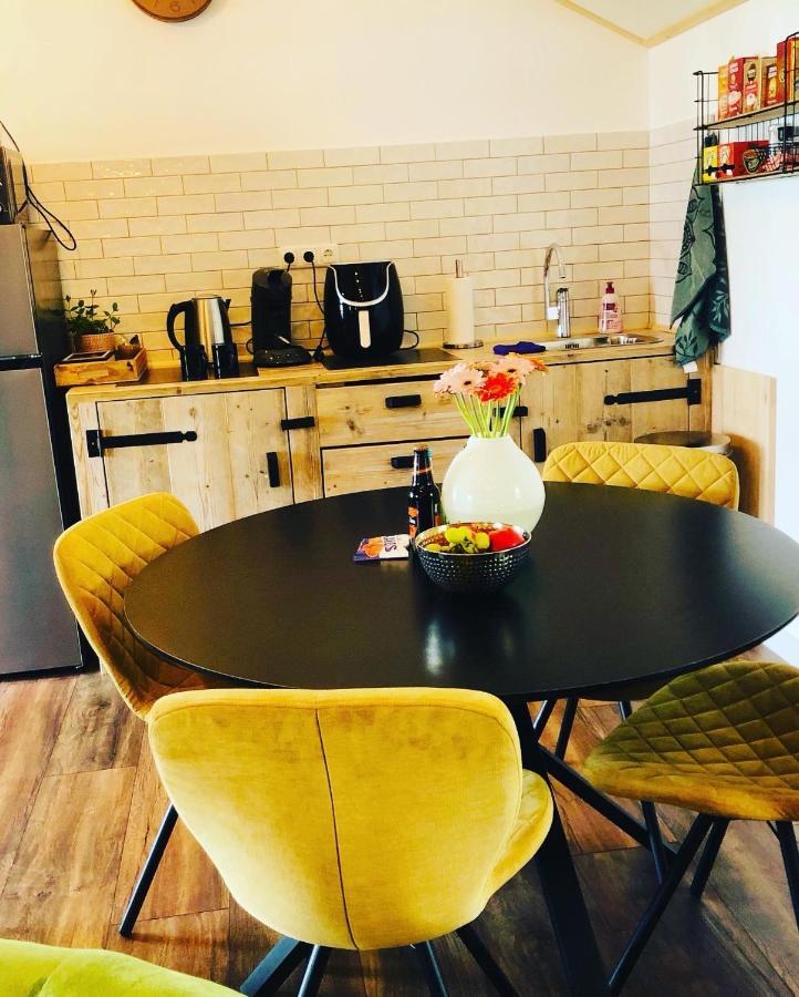 B &B Yuupke Maasbree Noord-Limburg Venlo Roermond Bed & Breakfast ภายนอก รูปภาพ